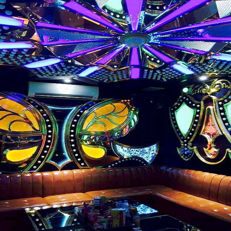 THIẾT KẾ NỘI THẤT QUÁN KARAOKE VIP TẠI LẠC LONG QUÂN, HÀ NỘI - CHỊ TRANG &MDASH; GỖ TRANG TRÍ