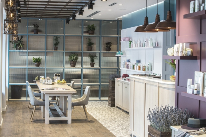 THIET-KE-NOI-THAT-SHOWROOM-NATURAL
