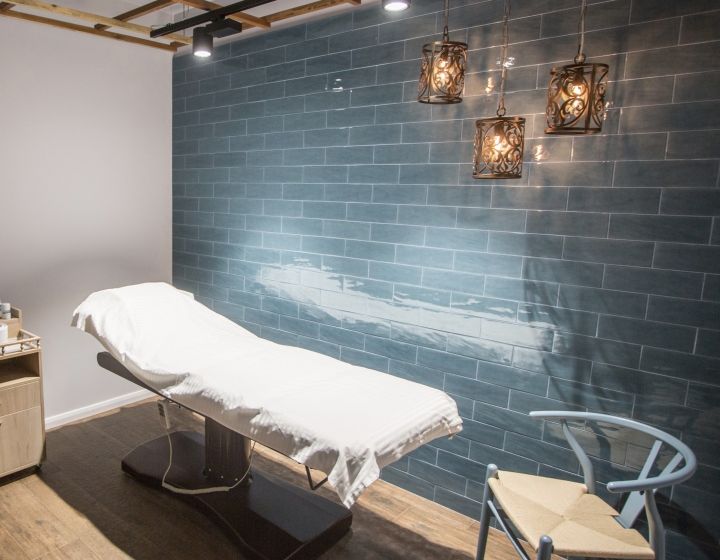 THIET-KE-NOI-THAT-SHOWROOM-NATURAL