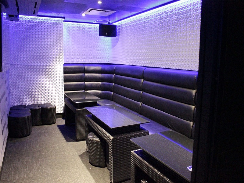 THIẾT KẾ NỘI THẤT QUÁN KARAOKE HIỆN ĐẠI TẠI VĂN QUÁN, HÀ ĐÔNG-CHỊ HẠNH — GỖ TRANG TRÍ THIET-KE-TNOI-THAT-QUAN-KARAOKE-TAI-VAN-QUAN-HA-DONG-CHI-HANH-4