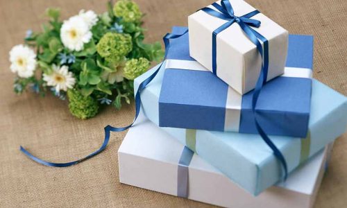 Quên hoa và gấu bông đi, đây mới là những món quà 20/10 các anh nên mua