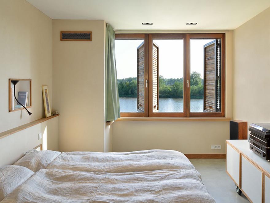 Lưu ý khi thiết kế cửa sổ phòng ngủ theo phong thủy | Gỗ Trang Trí