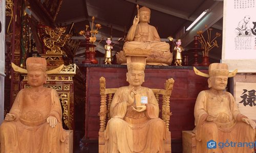 Khám phá nghệ thuật điêu khắc gỗ ở Làng nghề mỹ nghệ Sơn Đồng