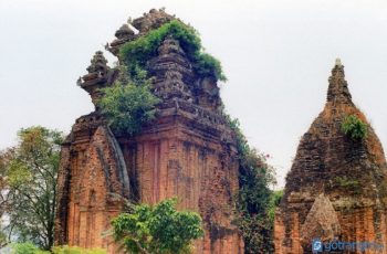 Tìm hiểu đặc điểm kiến trúc đền tháp Champa ở Việt Nam