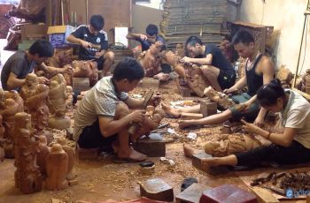Khám phá "đại công xưởng" gỗ ở làng nghề truyền thống Đồng Kỵ - Bắc Ninh