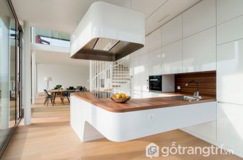 Sự tiện nghi trong ngôi nhà hình chữ S thu hút đến từng góc nhỏ