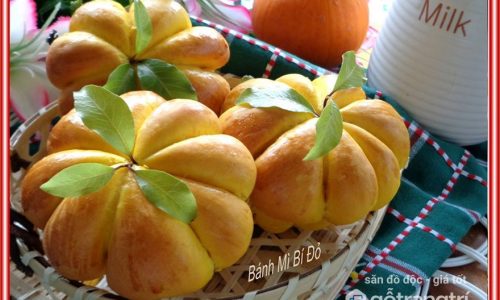Cách làm bánh mỳ bí đỏ thơm ngon, bổ dưỡng, đơn giản tại nhà