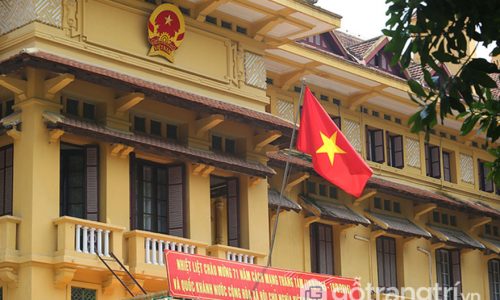 Tòa nhà hàng trăm mái là công trình kiến trúc độc đáo ở Việt Nam