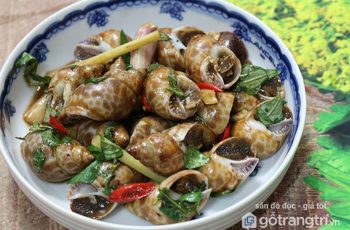 Ốc hương xào me thơm lừng cả bếp, chồng con tấm tắc khen ngon