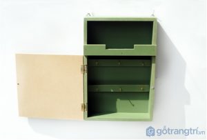 Hop-moc-treo-do-gia-dinh-bang-go-gan-tuong-GHS-6317 (3)