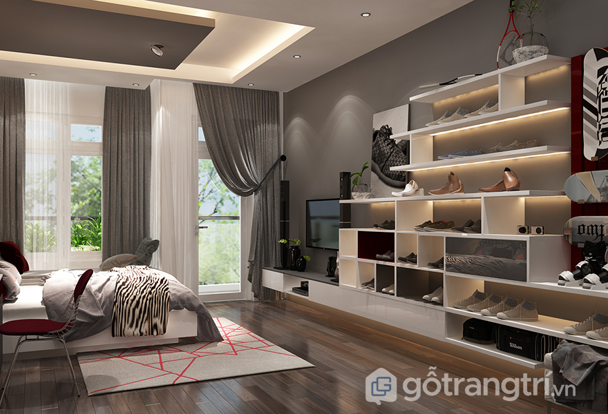 Điểm nhấn của căn phòng chính là chiếc tủ giày độc đáo theo phong cách riêng