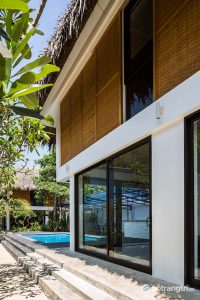 Phong cách kiến trúc nhiệt đới đẹp mê ly trong căn nhà tại Trà Vinh | Gỗ Trang Trí