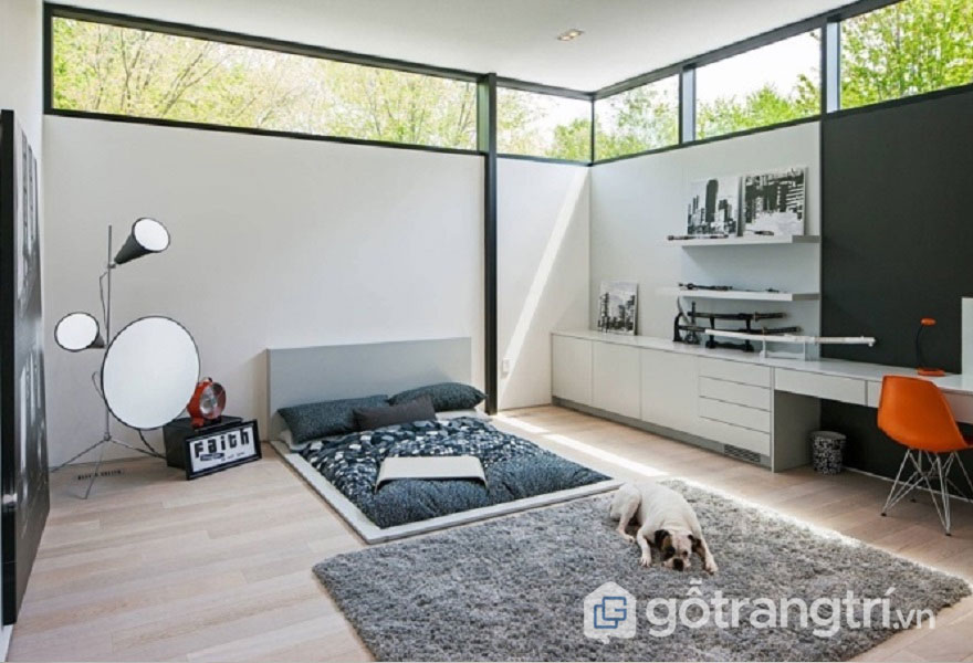 Cách trang trí phòng ngủ đẹp không cần giường thông thoáng3