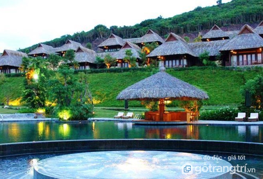 KHÁM PHÁ NÉT ĐẸP NÊN THƠ TẠI ĐẢO HÒN TẰM - NHA TRANG