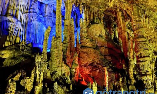 Du lịch Hà Giang nhất định phải đến cao nguyên đệ nhất động Lùng Khúy
