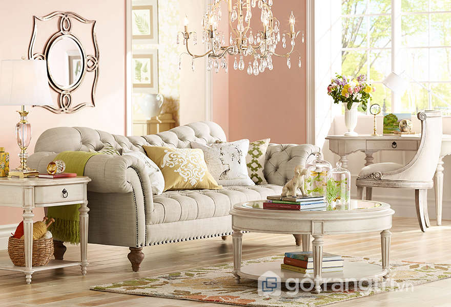 Mảng tường màu hồng rose quartz tạo nên nét đẹp độc đáo
