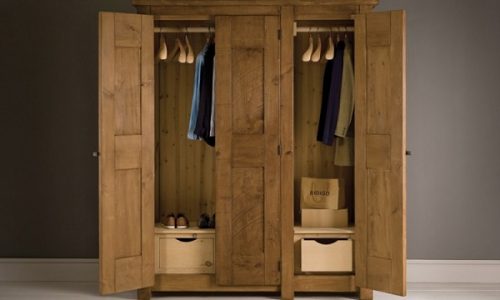 Tại sao nên sử dụng tủ quần áo gỗ sồi trong không gian phòng ngủ?