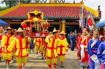 Khám phá chùa Bái Đính và lễ hội nổi tiếng của tỉnh Ninh Bình