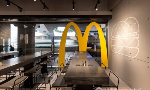 Chiêm ngưỡng thiết kế nội thất nhà hàng McDonald ở Hong Kong