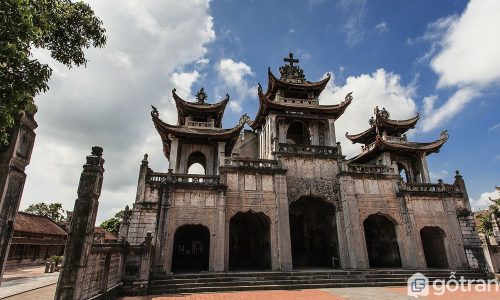 Khám phá nhà thờ đá hơn 120 tuổi độc nhất vô nhị tại Việt Nam