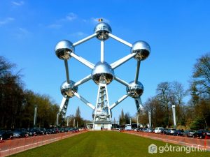 Khám phá bảo tàng độc đáo Atomium hình dáng phân tử độc đáo tại Bỉ