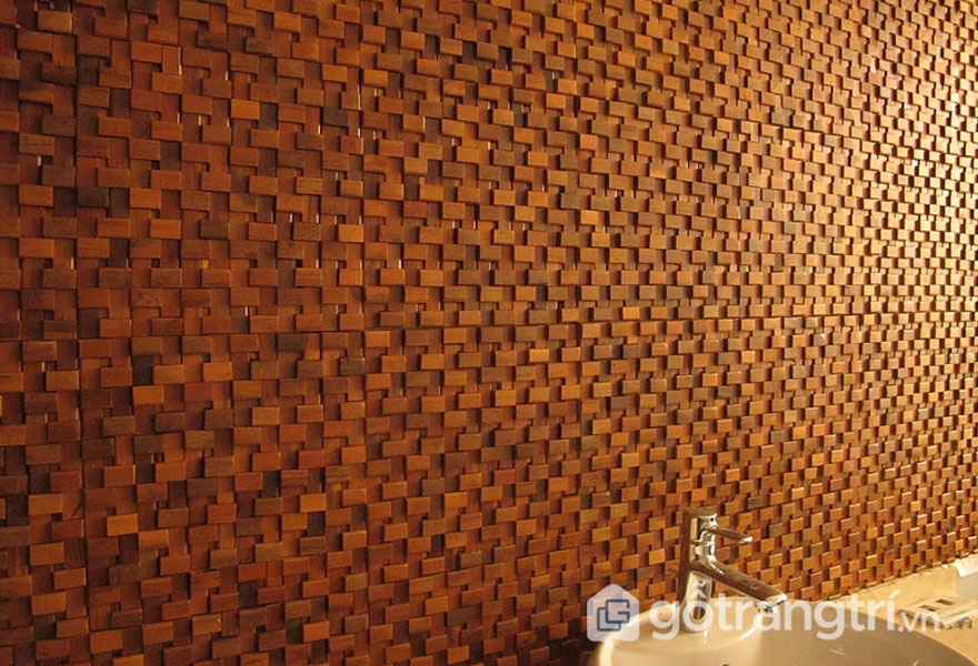 Gạch mosaic gỗ trang trí tại trung tâm spa Hà Nội - Ảnh: Internet