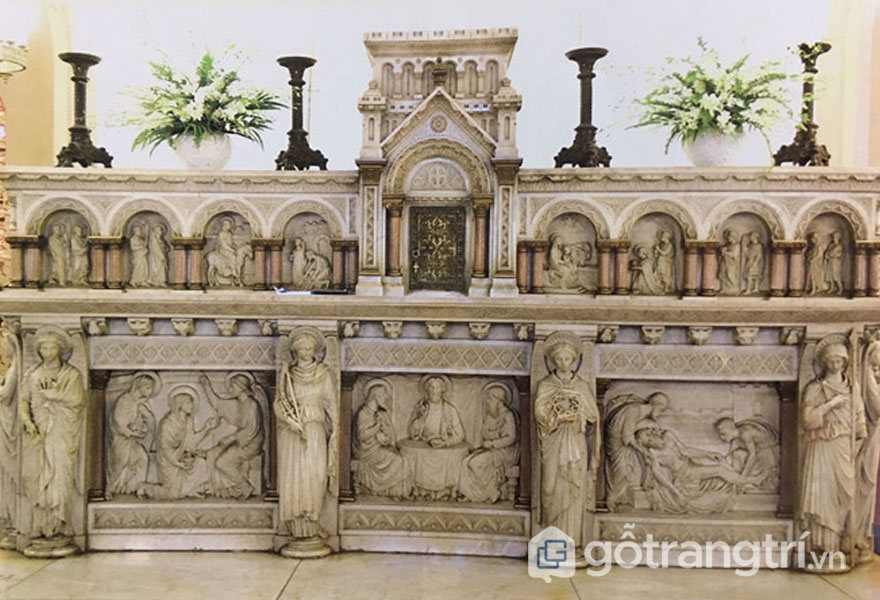 Nhà thờ Đức Bà &#8211; Sự giao thoa giữa 2 kiến trúc Roman và Gothic