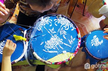 Dấu ấn tinh hoa qua làng nghề thêu tranh truyền thống Quất Động