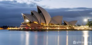 Nhà hát Opera Sydney là tòa nhà nổi tiếng có kiến trúc độc đáo (Ảnh internet)