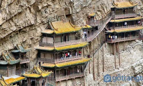 Chùa Huyền Không – Ngôi chùa độc đáo có kiến trúc bí ẩn ở Trung Quốc