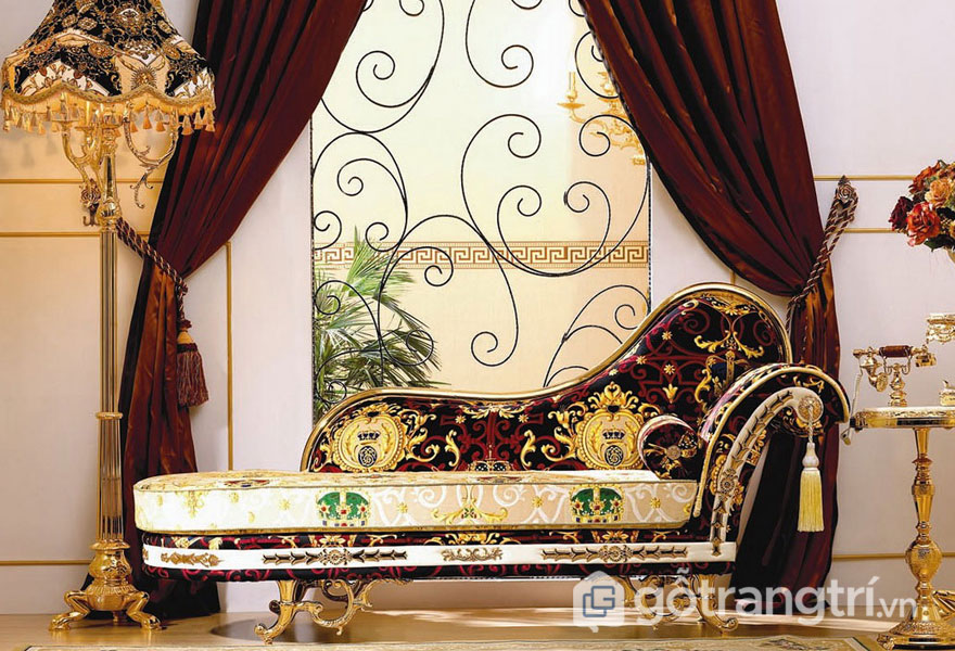 Chất liệu crôm mạ vàng tăng sự xa hoa cho ngôi nhà với thiết kế Art Deco (Ảnh: Internet)