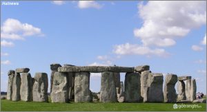 Bãi đá Stonehenge được coi là một trong các di chỉ khảo cổ học bí ẩn nhất trên thế giới - Ảnh Internet