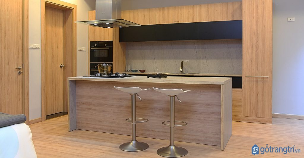 Thiết kế nội thất phòng bếp bằng gỗ MDF lõi xanh chống thấm. (ảnh: internet)