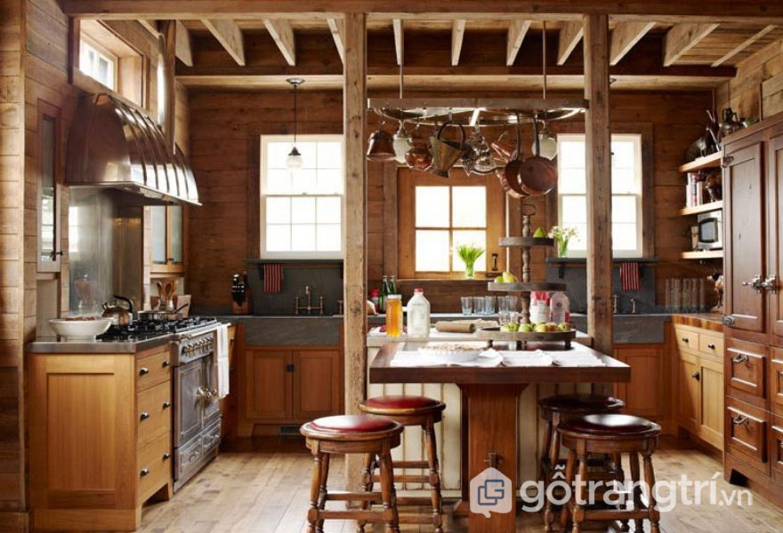 TÌM HIỂU VỀ CÁC PHONG CÁCH NỘI THẤT RUSTIC PHỔ BIẾN NHẤT TRONG NĂM 2019 — GỖ TRANG TRÍ PHÒNG BẾP RUSTIC HOÀN TOÀN ĐƯỢC LÀM TỪ GỖ THÔ MỘC, ẤM ÁP (ẢNH: INTERNET)