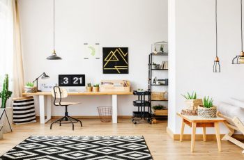 phong thủy bàn làm việc văn phòng cho người mệnh thủy