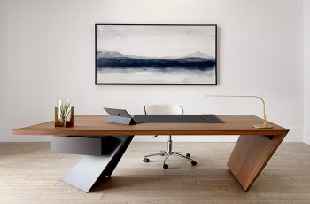 Phong thủy bàn làm việc cho người mệnh Thủy
