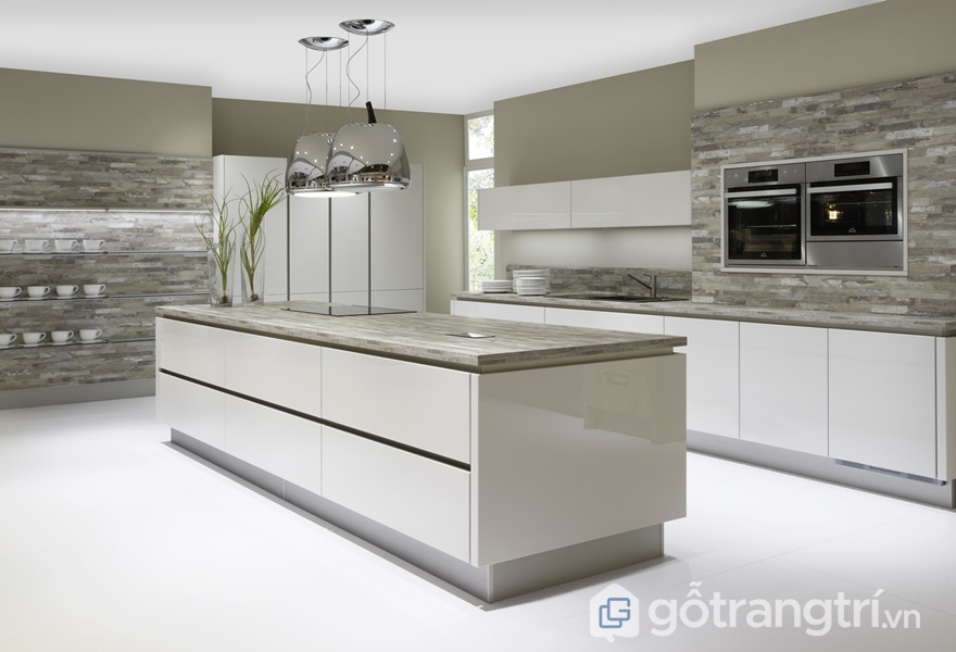 Tủ bếp gỗ acrylic đơn sắc - ảnh internet