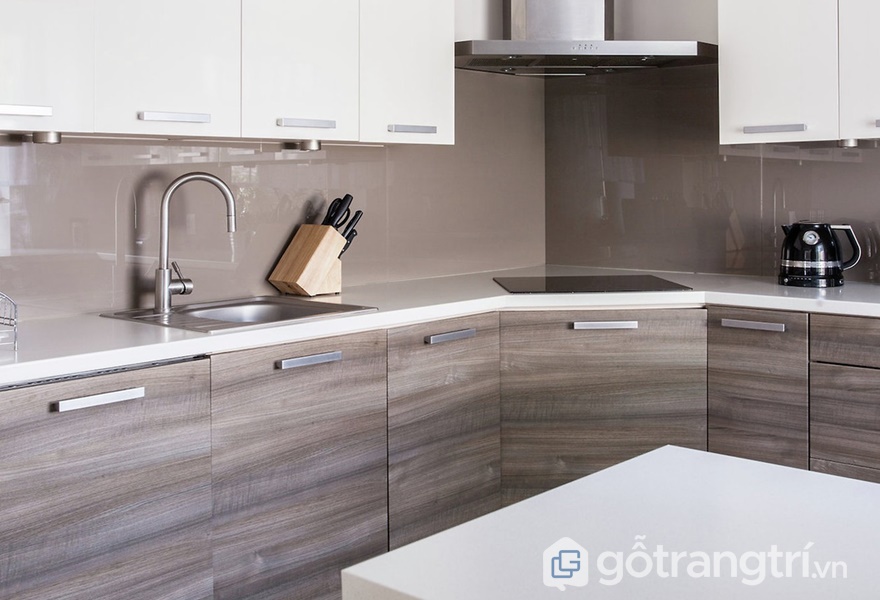 Tủ bếp gỗ acrylic vân gỗ - ảnh internet
