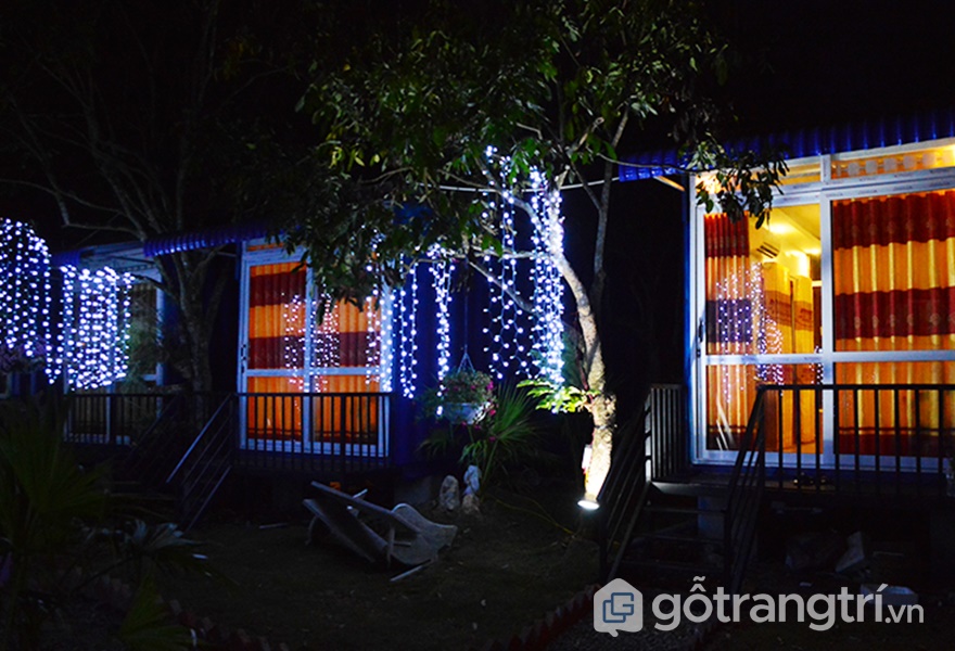 Không gian tại Làng homestay Mộc Châu vào ban đêm (ảnh internet)