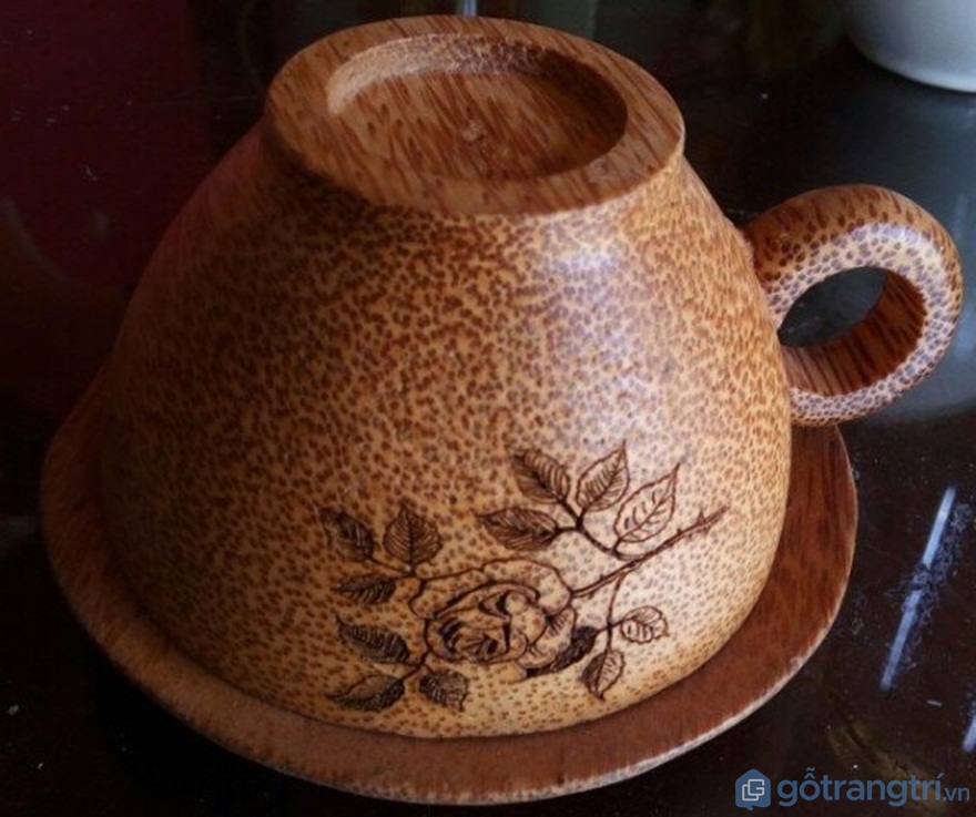 Bộ ly uống cafe làm từ gỗ dừa - Ảnh: Internet Bộ ly uống cafe làm từ gỗ dừa - Ảnh: Internet