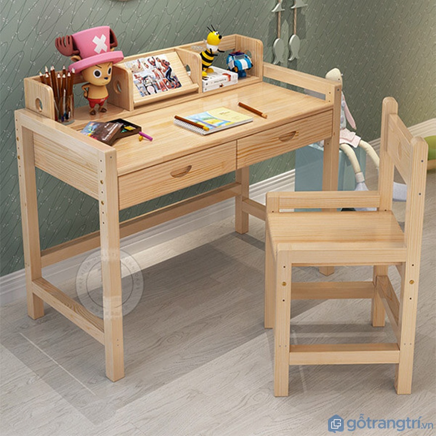 Bộ bàn ghế gỗ cho bé làm từ gỗ thông - Ảnh: Internet
