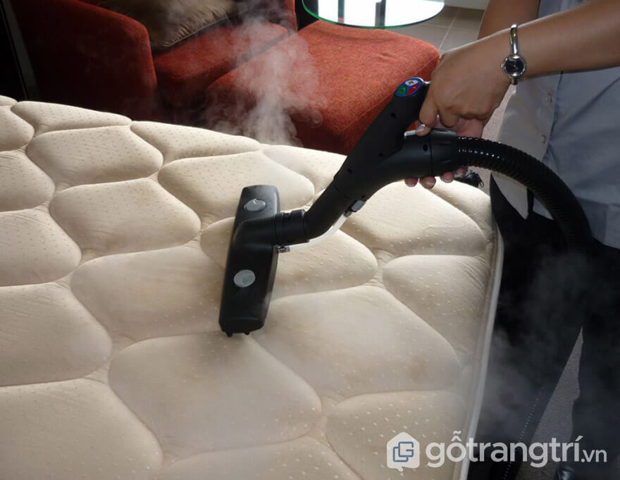 CÁCH VỆ SINH NỆM CAO SU ĐƠN GIẢN, NHANH CHÓNG VÀ HIỆU QUẢ — GỖ TRANG TRÍ VỆ SINH NỆM CAO SU