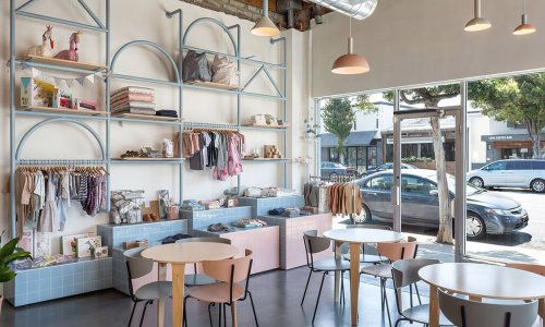 thiết kế shop quần áo trẻ em