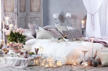 TOP 4 xu hướng trang trí giường cưới xinh lung linh