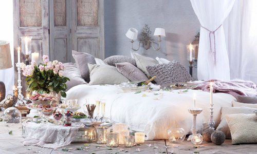 TOP 4 xu hướng trang trí giường cưới xinh lung linh