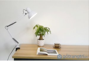 Den-kep-ban-lam-viec-Pixar-hien-dai-GHO-2130-1 (2)