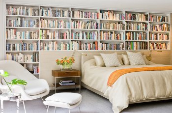 Thiết kế giá sách trong phòng ngủ