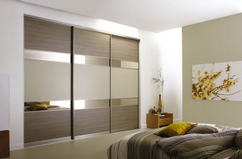 tủ quần áo cửa lùa 1m8