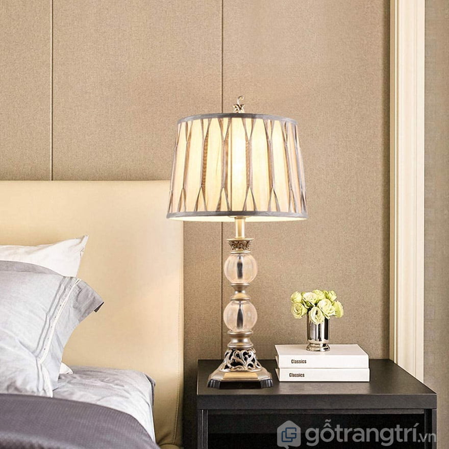 đèn ngủ để bàn tân cổ điển