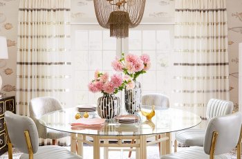 hoa giả trang trí bàn ăn